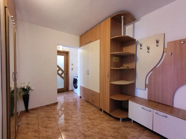 Apartament 2 camere decomandate, centrală pe gaz, DR-uri- INEL I — fotografia 3