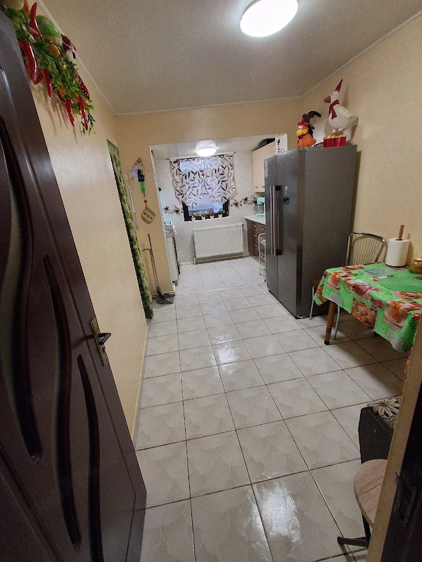 Apartament 3 camere de vanzare! — fotografia 3