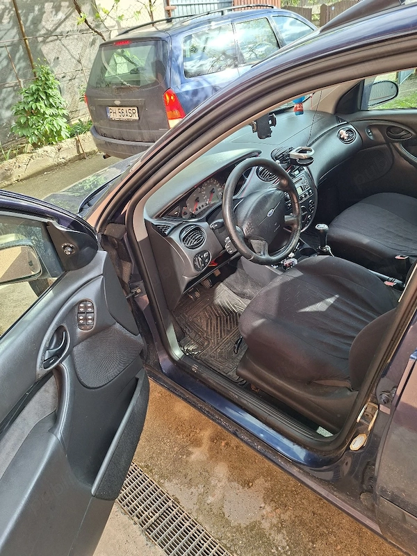 FORD Focus 2002 — imagine 2