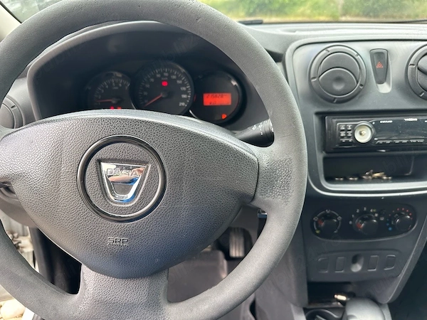 DACIA Sandero 2015 — imagine 4