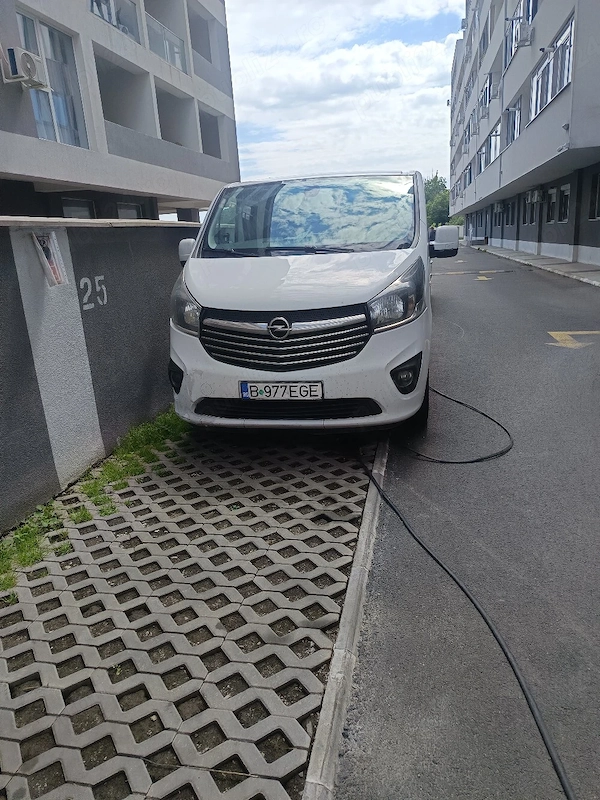 OPEL Vivaro 2016 — imagine 3