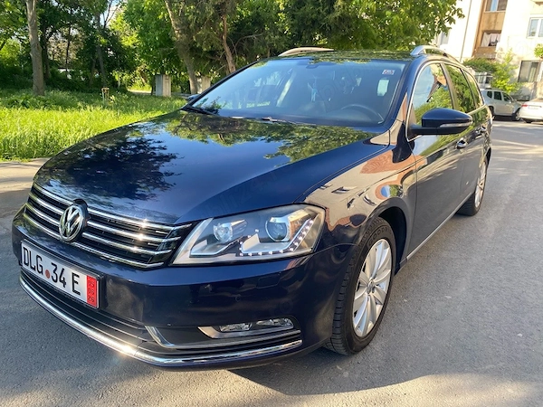 VOLKSWAGEN Passat 2013