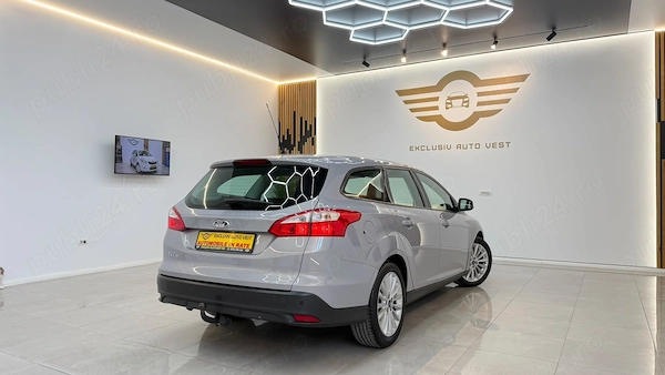 FORD Focus 2012 — imagine 4