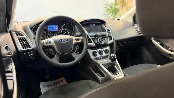 FORD Focus 2012 — imagine 16