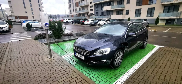 VOLVO V60 2013 — imagine 6