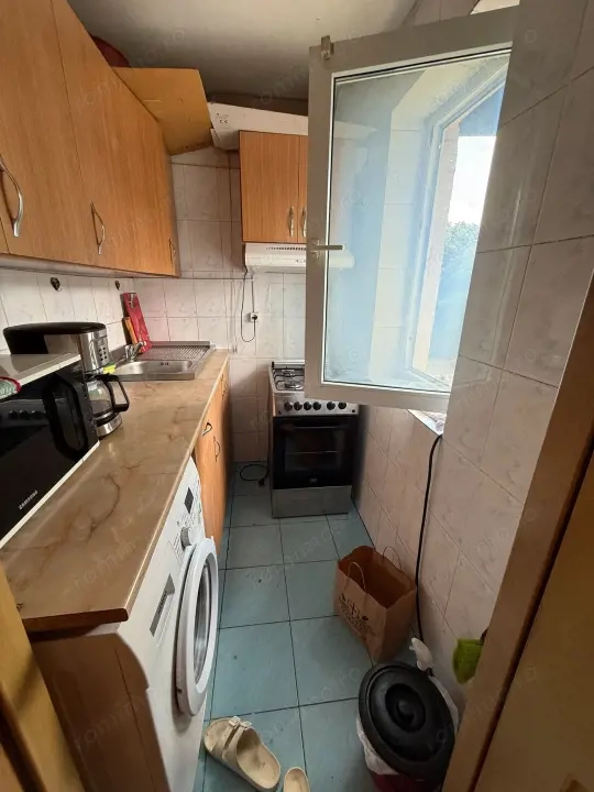 Apartament 2 camere, 29.25 mp, zona Piața Valea Roșie — fotografia 2