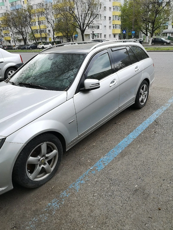 MERCEDES-BENZ C-Class 2011 — imagine 5