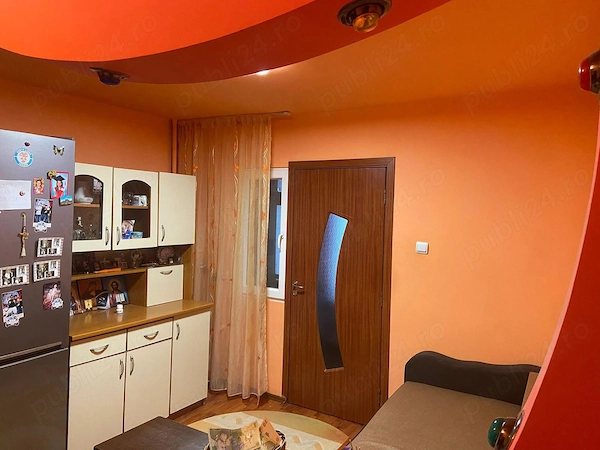 Apartament 2 camere decomandate Craiovița — fotografia 1