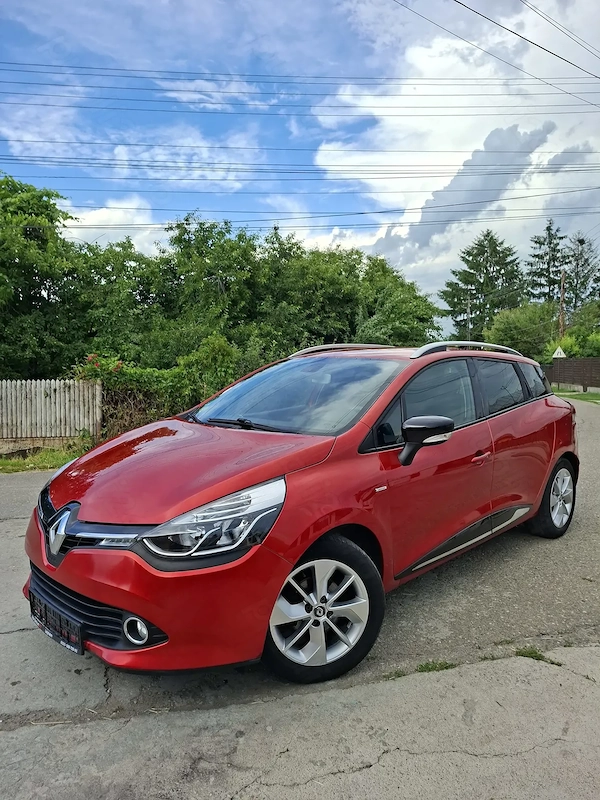 RENAULT Clio 2015