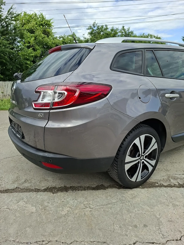 RENAULT Megane 2012 — imagine 7