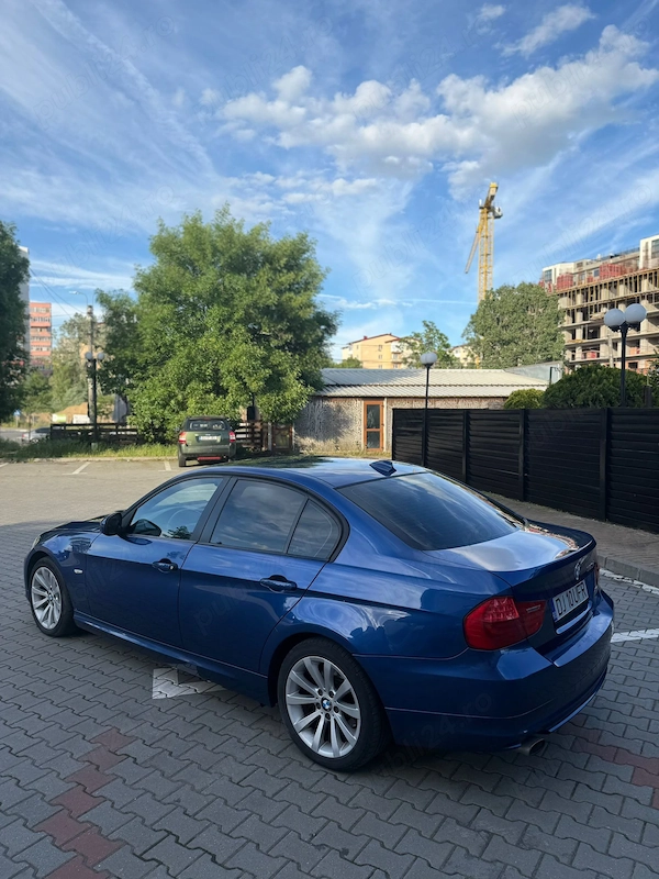 BMW 3 Series 2010 — imagine 4