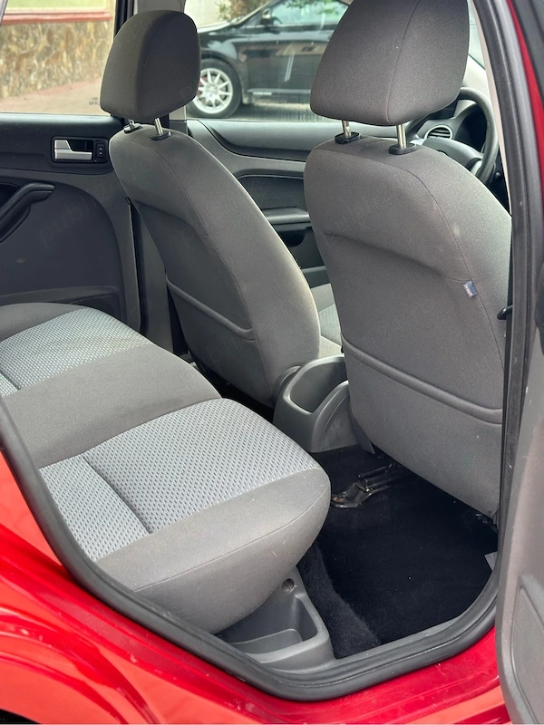 FORD Focus 2007 — imagine 6