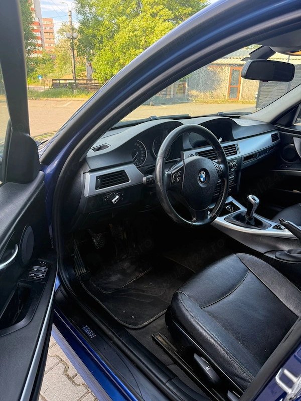 BMW 3 Series 2010 — imagine 6