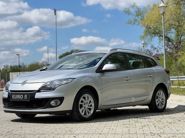 RENAULT Megane 2013