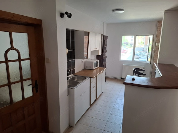 Apartament 2 camere de vânzare în Băile Herculane - Hercules Imobiliare — fotografia 3