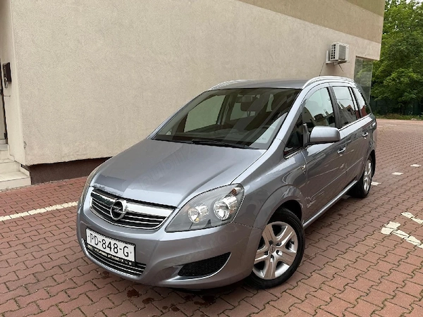 OPEL Zafira 2010