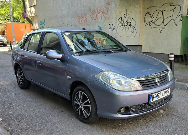 RENAULT Symbol 2010 — imagine 3