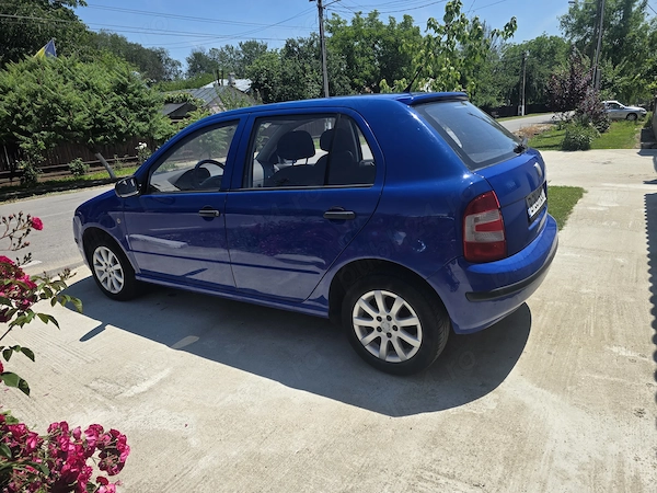 SKODA Fabia 2008 — imagine 5