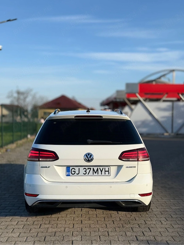 VOLKSWAGEN Golf 2019 — imagine 3