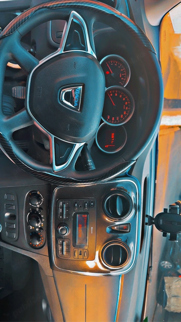DACIA Sandero 2018 — imagine 5