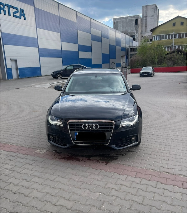 AUDI A4 2011 — imagine 2