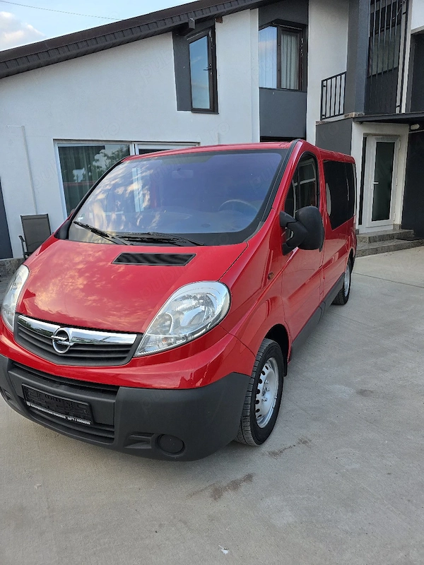 OPEL Vivaro 2013
