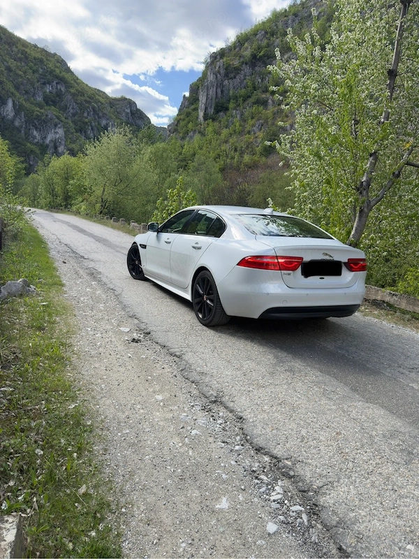 JAGUAR XE 2017 — imagine 2