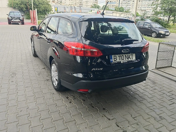 FORD Focus 2018 — imagine 5