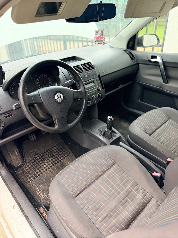 VOLKSWAGEN Polo 2009 — imagine 4