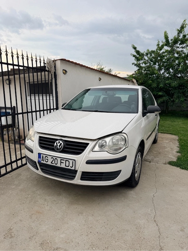 VOLKSWAGEN Polo 2009