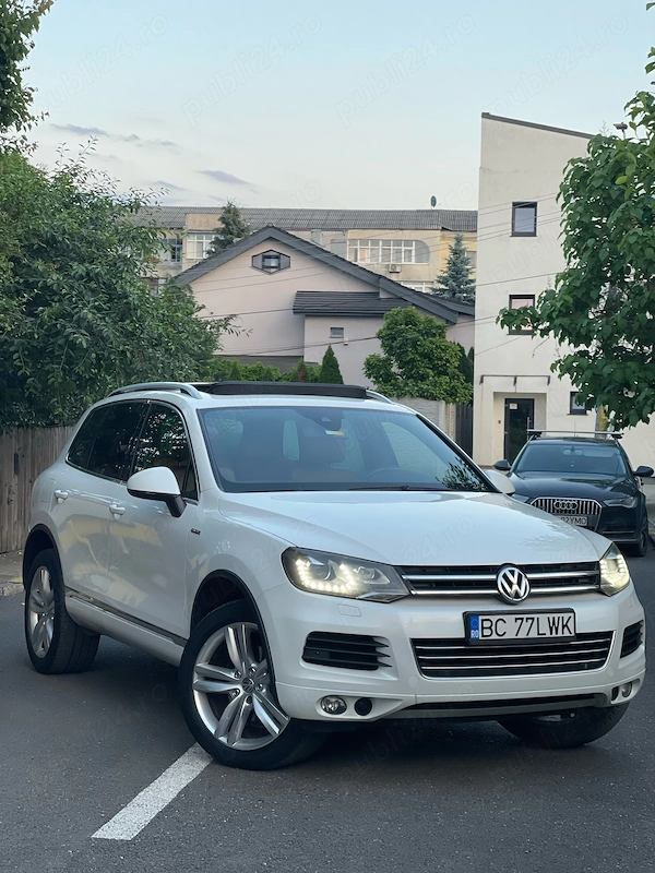 VOLKSWAGEN Touareg 2013