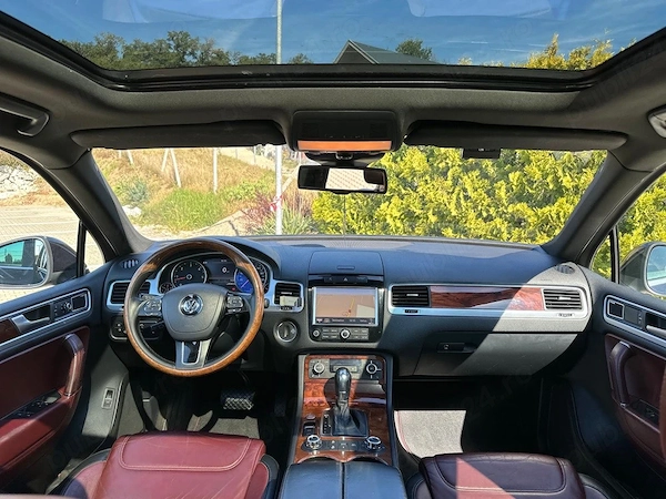 VOLKSWAGEN Touareg 2012 — imagine 5