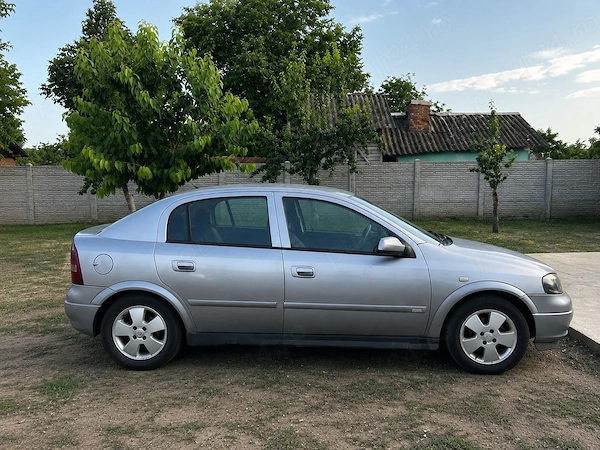 OPEL Astra 2004 — imagine 3
