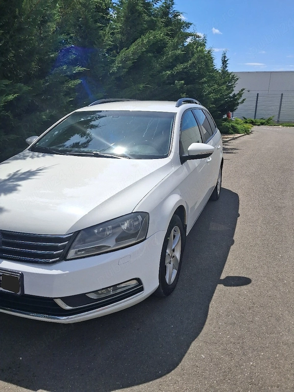 VOLKSWAGEN Passat 2012