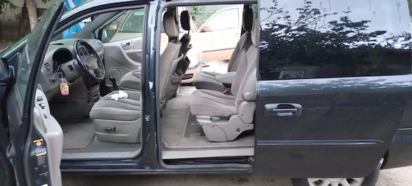 CHRYSLER Voyager 2002