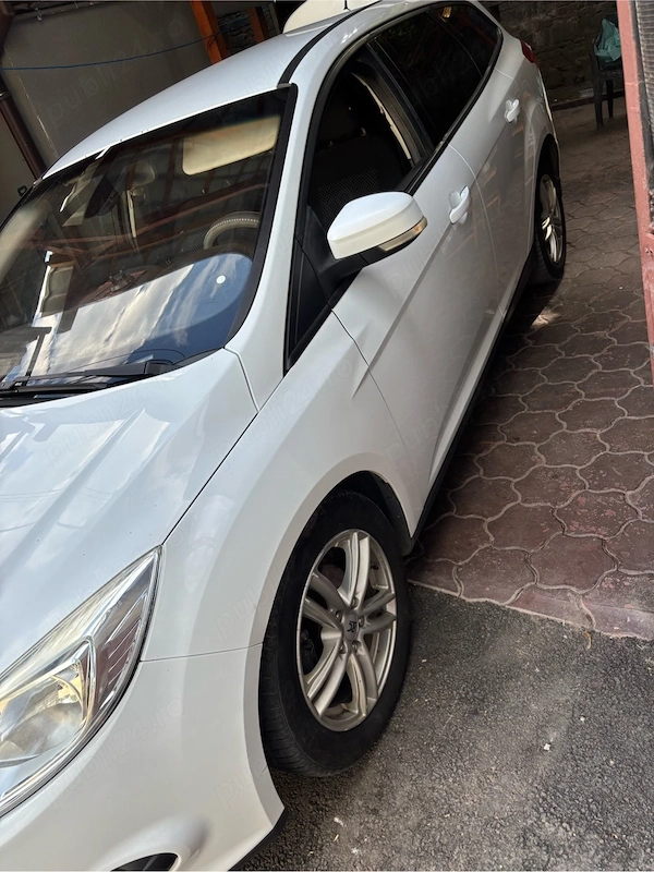 FORD Focus 2013 — imagine 2