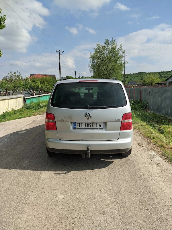VOLKSWAGEN Touran 2004 — imagine 3