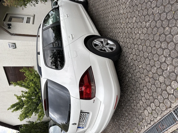 VOLKSWAGEN Golf 2012 — imagine 6