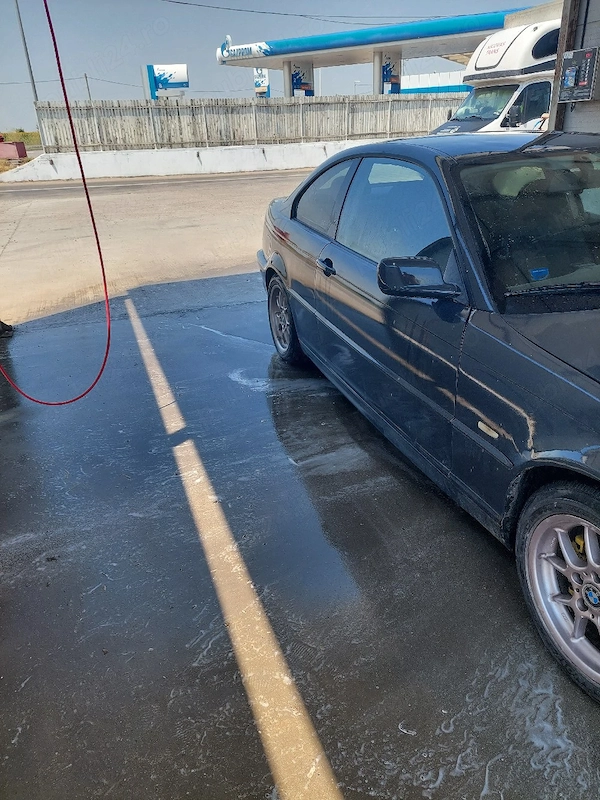BMW 3 Series 2003 — imagine 4