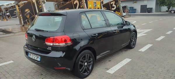 VOLKSWAGEN Golf 2011 — imagine 4