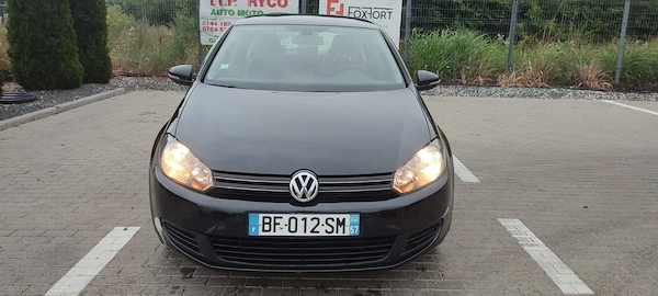 VOLKSWAGEN Golf 2011 — imagine 2