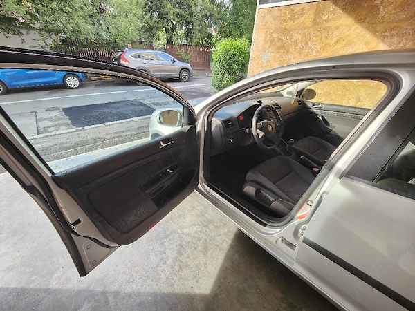 VOLKSWAGEN Golf 2005 — imagine 4