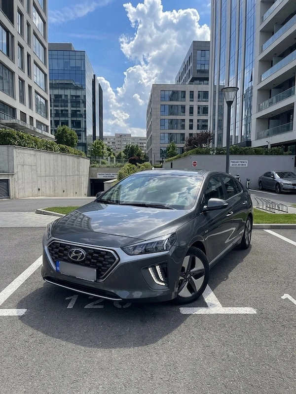 HYUNDAI Ioniq