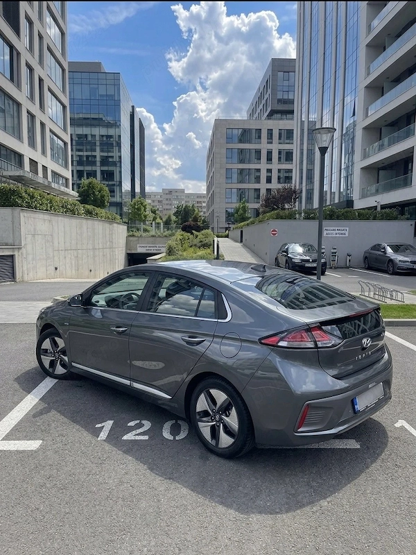 HYUNDAI Ioniq 2022 — imagine 2