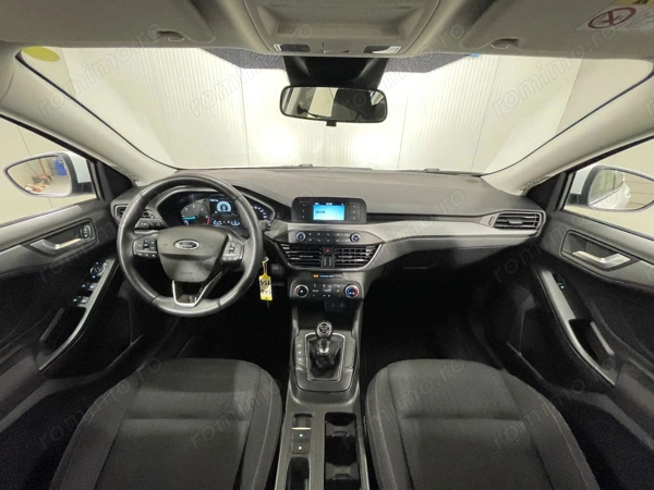 FORD Focus 2021 — imagine 7