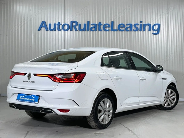 RENAULT Megane 2022 — imagine 4