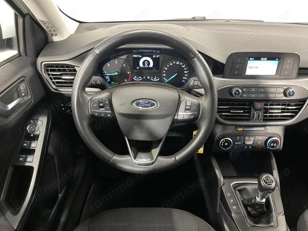 FORD Focus 2021 — imagine 6
