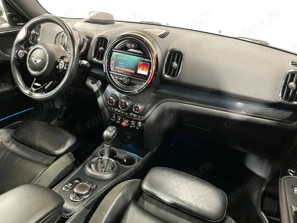 MINI Unknown Model 2018 — imagine 10