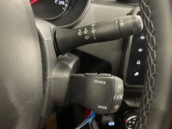 DACIA Duster 2022 — imagine 17