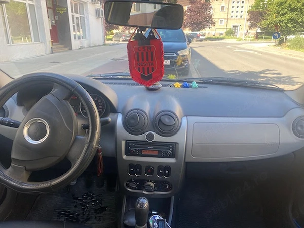 DACIA Logan 2010 — imagine 5